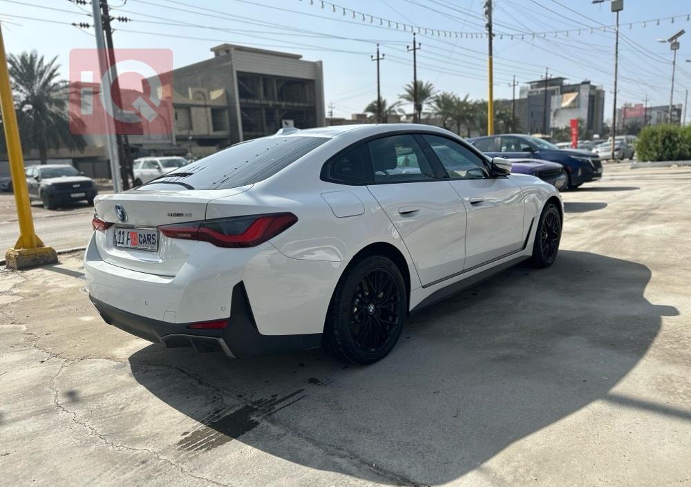 بي ام دبليو i4